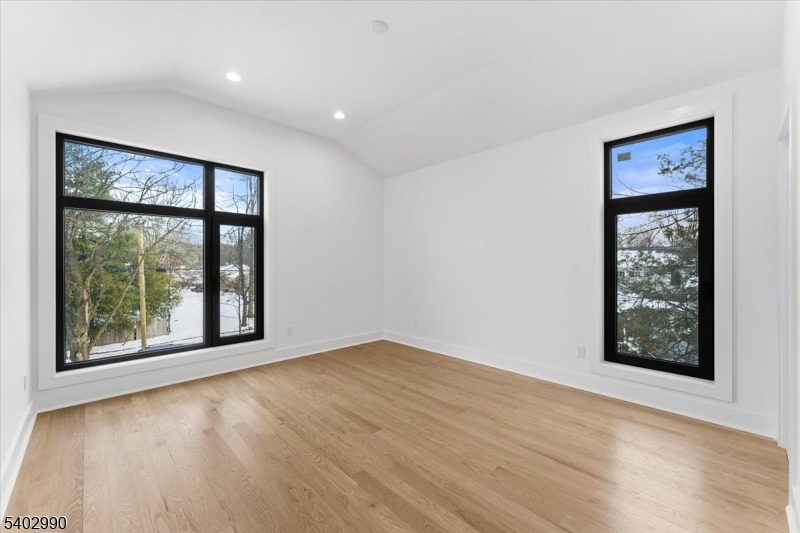 Collins - Residential