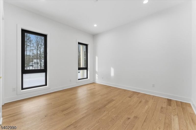 Collins - Residential