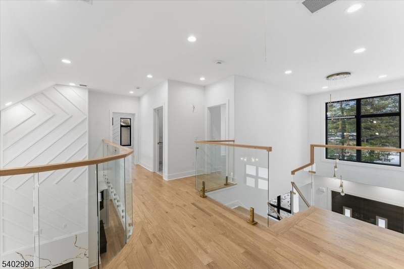 Collins - Residential