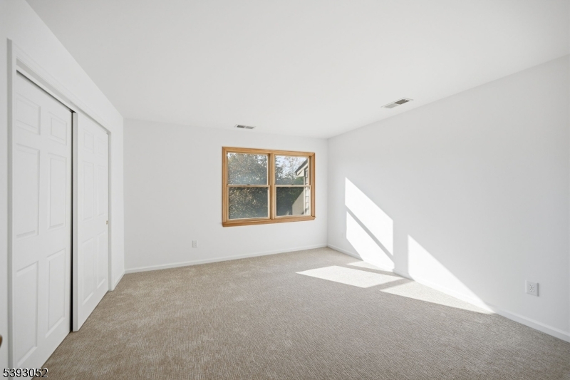 Mountain Ridge Townhomes - Residential