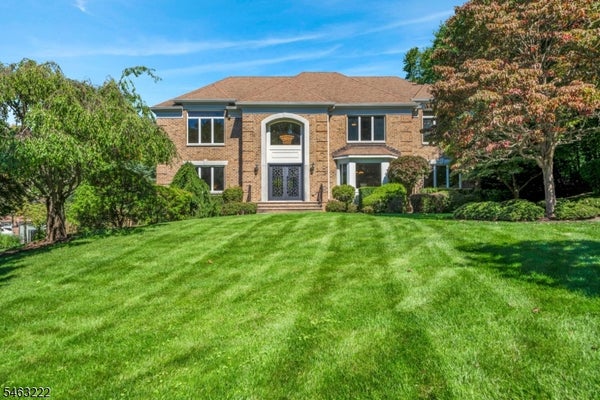 67 SEMINARY DR, MAHWAH, NJ 07430 - Image a356d61fc4abc73ef34affb2d870a77d/1492780922