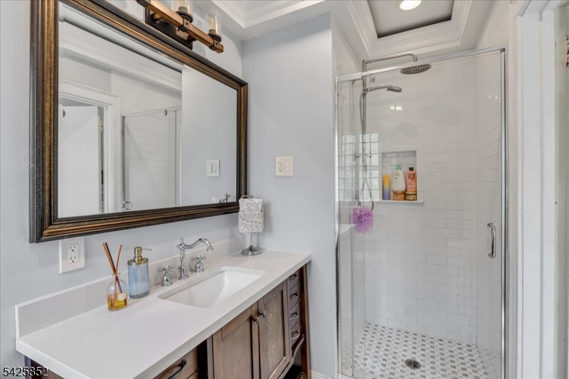 NETHERWOOD HEIGHTS - Residential