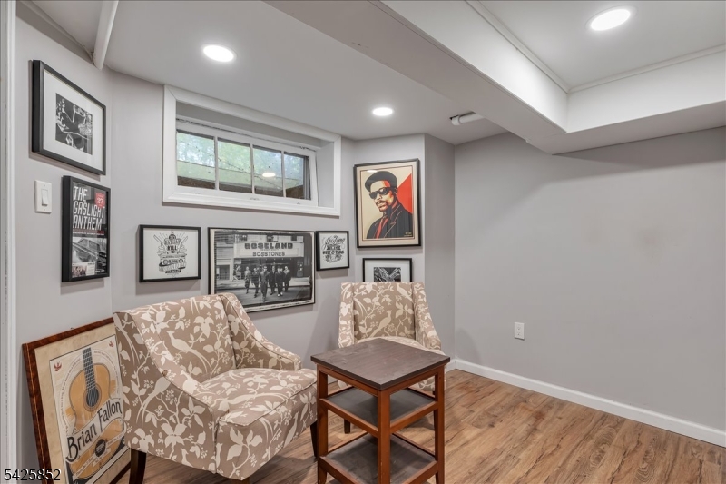 NETHERWOOD HEIGHTS - Residential