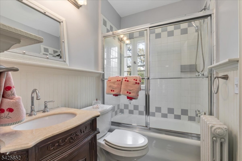 NETHERWOOD HEIGHTS - Residential