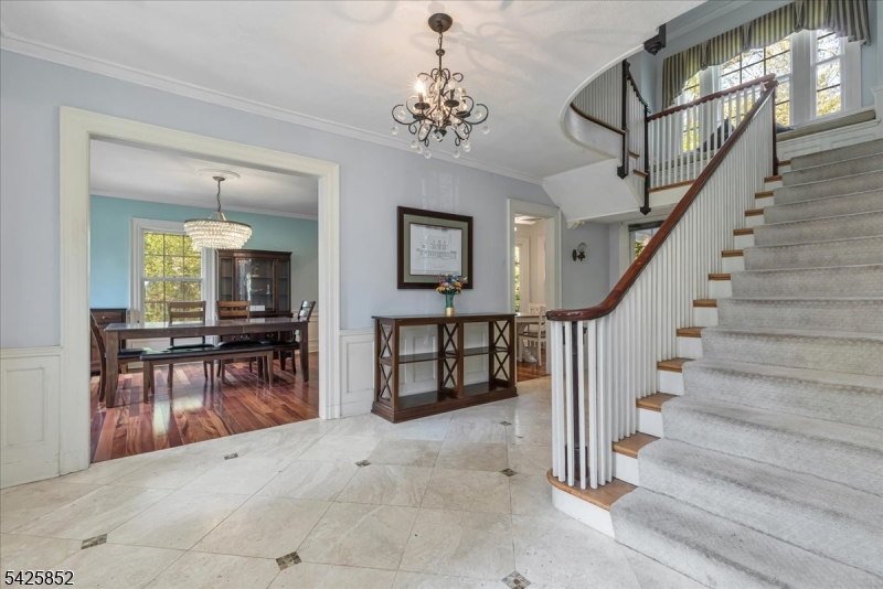 NETHERWOOD HEIGHTS - Residential