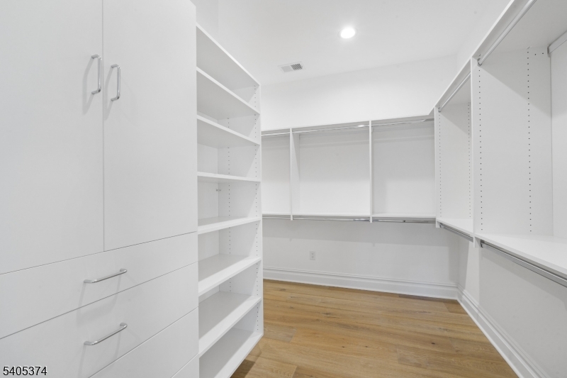 Watchung Mountain Villas - Residential Lease