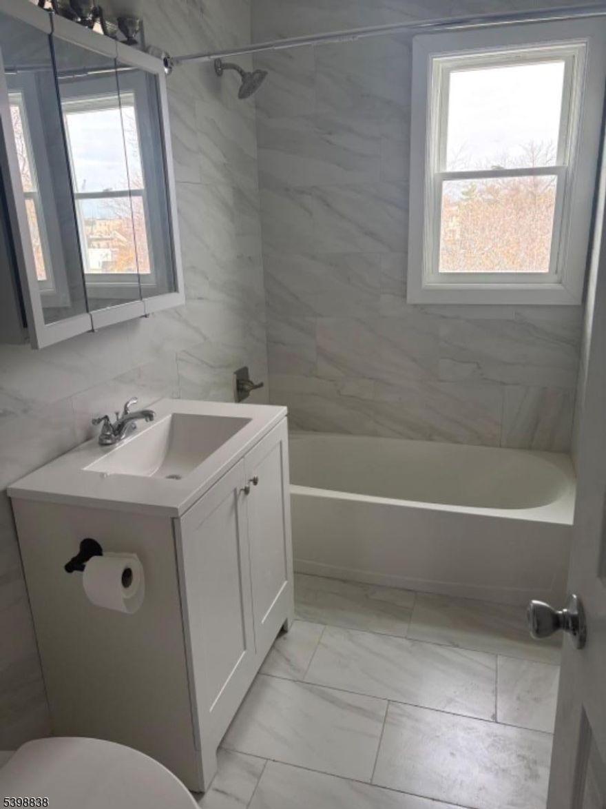 This beautiful cozy 3 bedroom  and 3 baths home including finish basement. Spacious kitchen, washer and dryer hookup, driveway, and fenced backyard with full deck. This home offers convenient access to all major highways