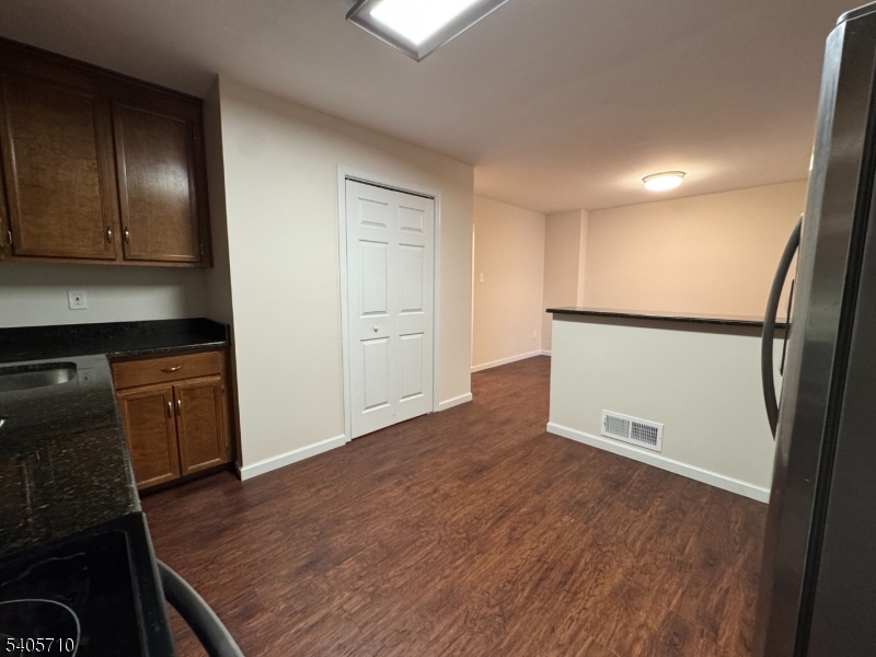 Heritage Lakes at the Quarr - Residential Lease