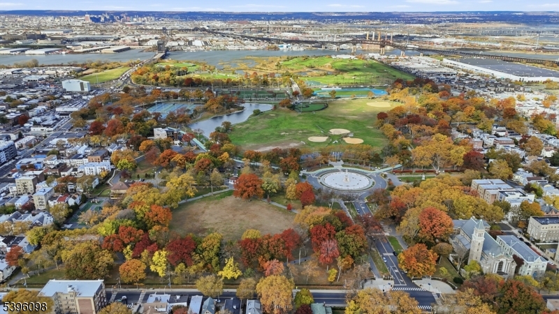 Kennedy Blvd Condos - Residential Lease