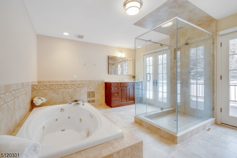 New Vernon - Residential