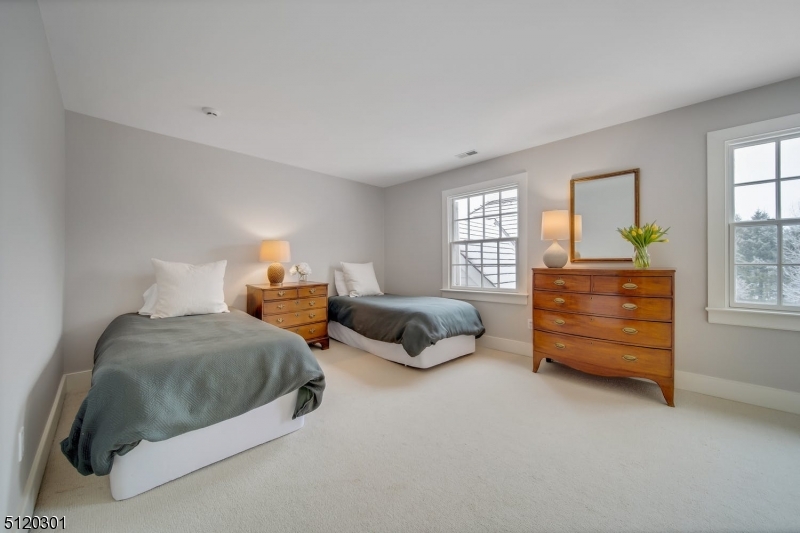 New Vernon - Residential