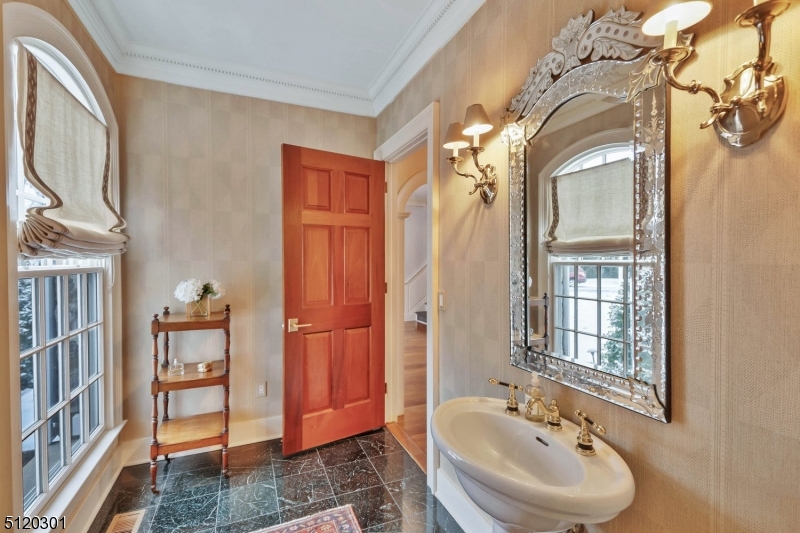 New Vernon - Residential