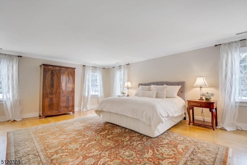 New Vernon - Residential