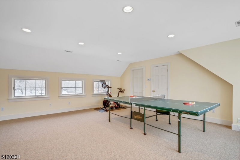 New Vernon - Residential