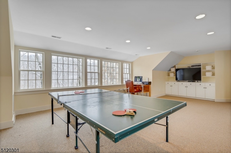 New Vernon - Residential