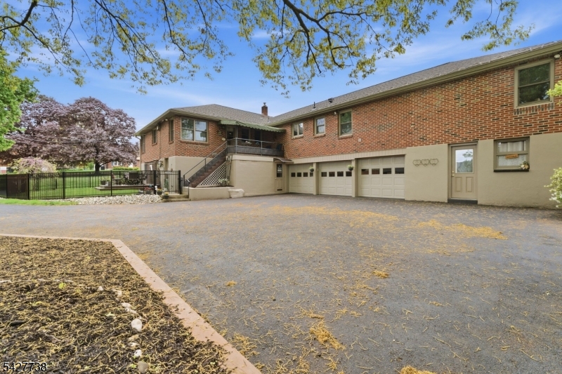Shimer Manor - Residential Income