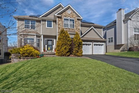 MLS: 3963311