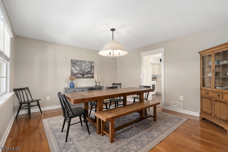 12 Heritage Dr
