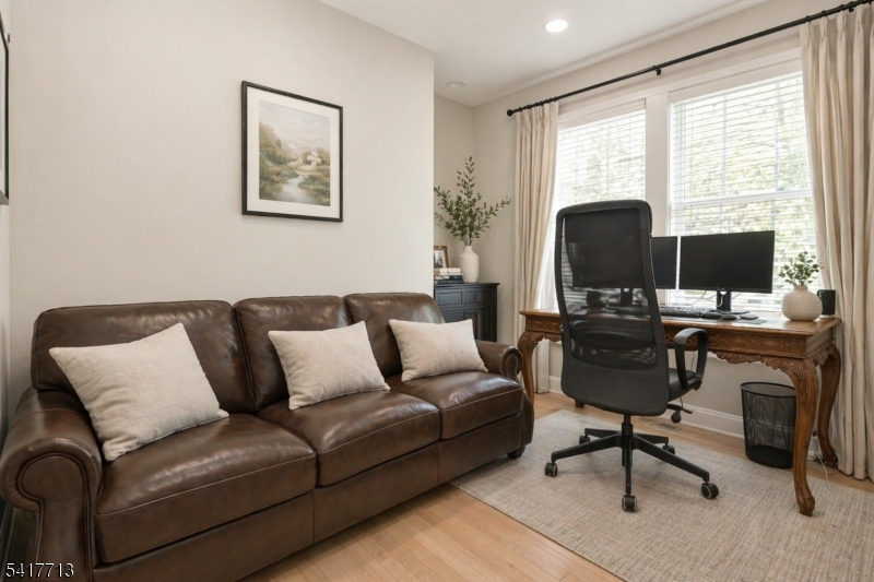 Summit Pointe - Residential