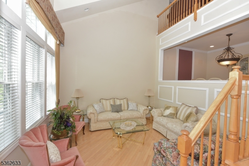 Summit Pointe - Residential