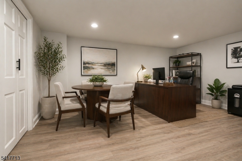 Summit Pointe - Residential