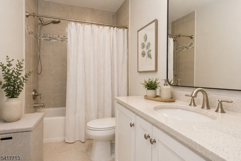 Summit Pointe - Residential