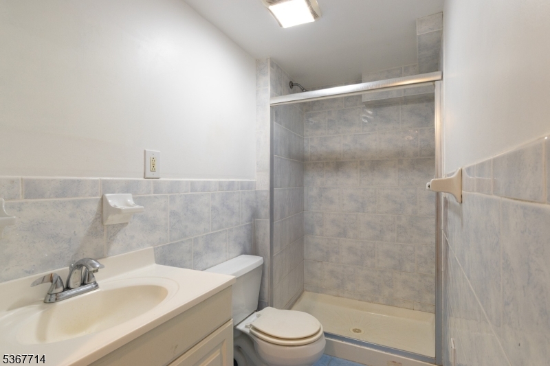 City Of Orange Twp., New Jersey 07050, United States, 3 Bedrooms Bedrooms, ,4 BathroomsBathrooms,Residential,Coming Soon,159864