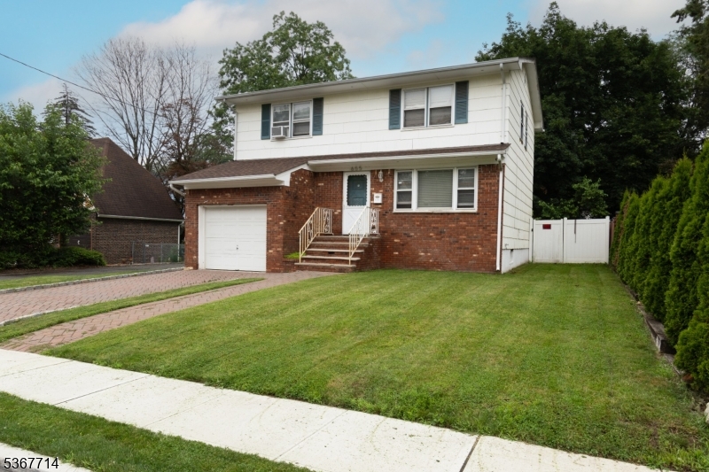 City Of Orange Twp., New Jersey 07050, United States, 3 Bedrooms Bedrooms, ,4 BathroomsBathrooms,Residential,Coming Soon,159864