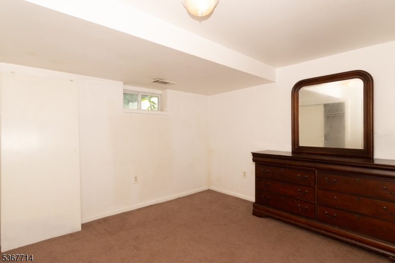 City Of Orange Twp., New Jersey 07050, United States, 3 Bedrooms Bedrooms, ,4 BathroomsBathrooms,Residential,Coming Soon,159864