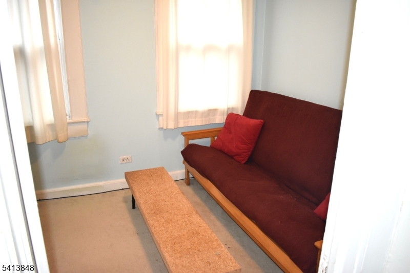 MT TABOR - Residential Lease