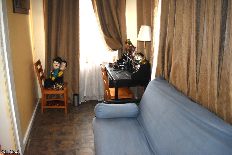 MT TABOR - Residential Lease