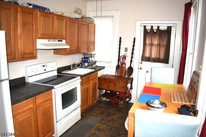 MT TABOR - Residential Lease