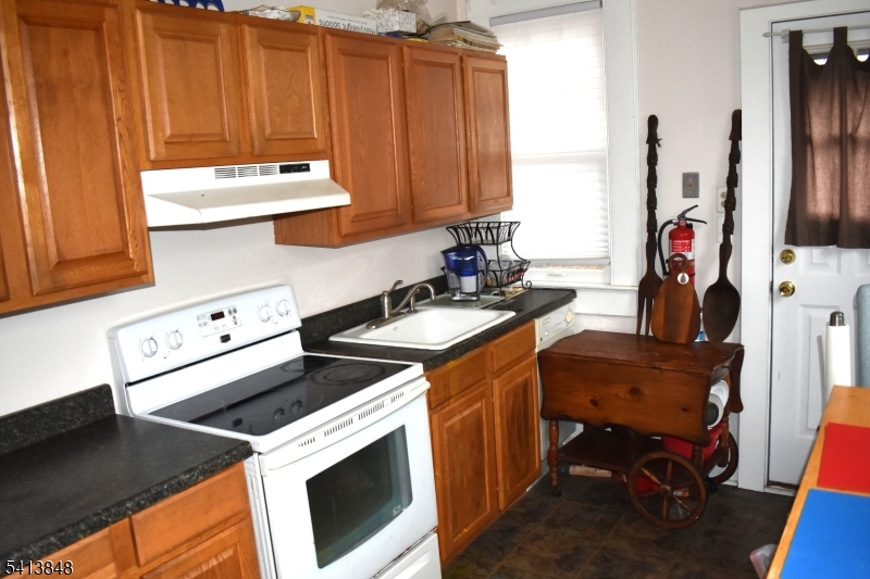 MT TABOR - Residential Lease