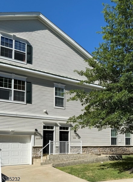 The Grande - Residential Lease