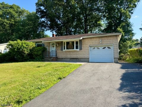 17 Highland Rd, Jefferson Twp., NJ 07438 - #: 3907952