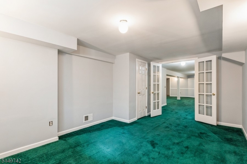 Moore Estate - Residential