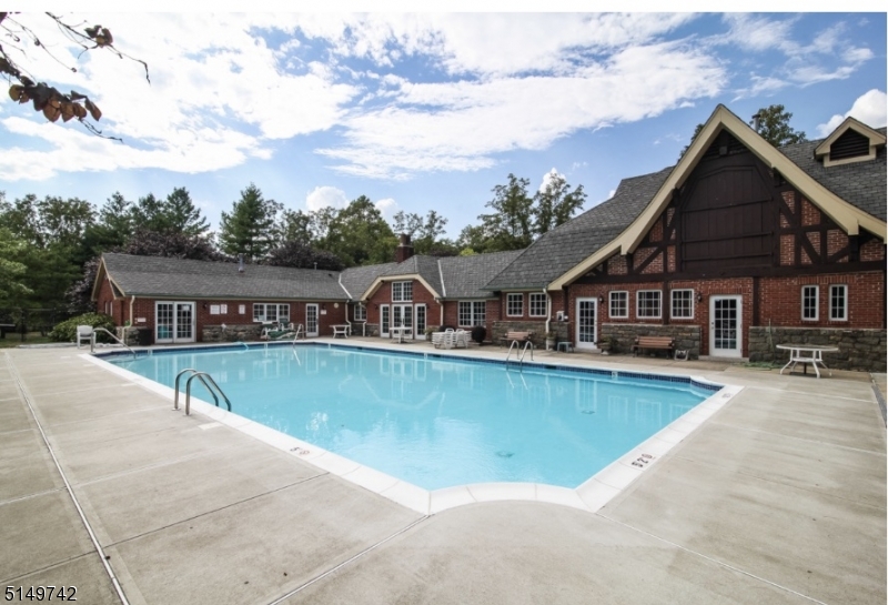 Moore Estate - Residential