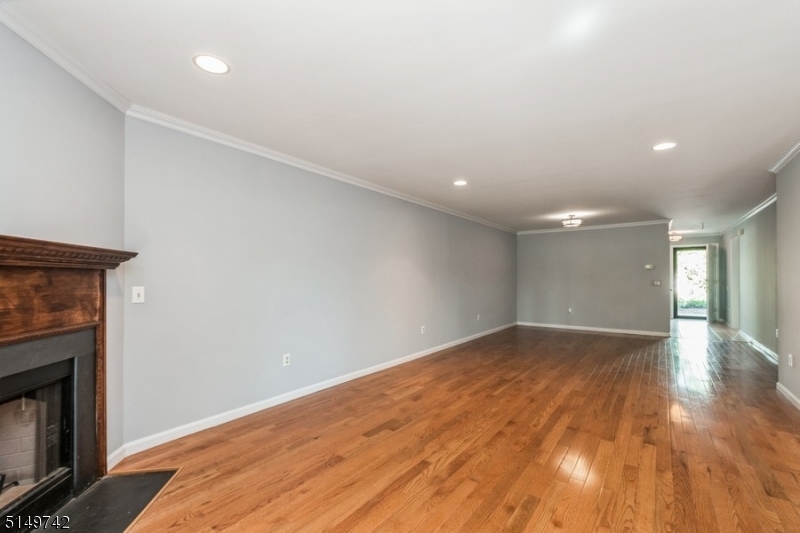 Moore Estate - Residential