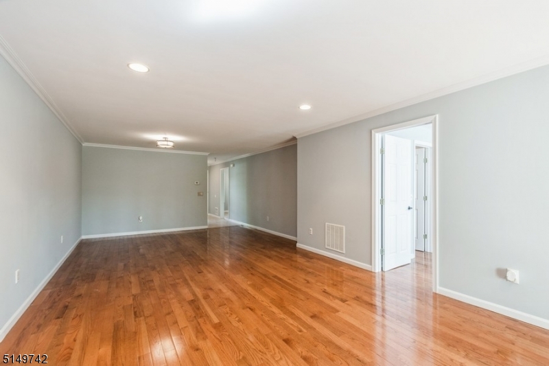 Moore Estate - Residential