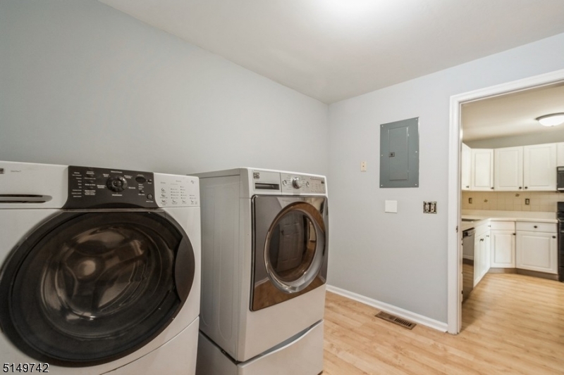 Moore Estate - Residential