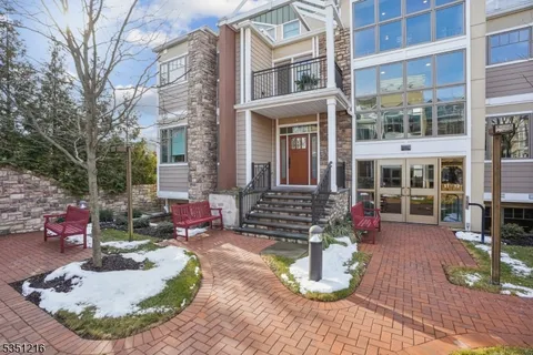 82 Franklin Pl Unit 10, Summit City, NJ 07901 - MLS#: 3958614