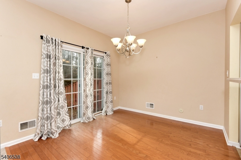 Montgomery Walk - Residential