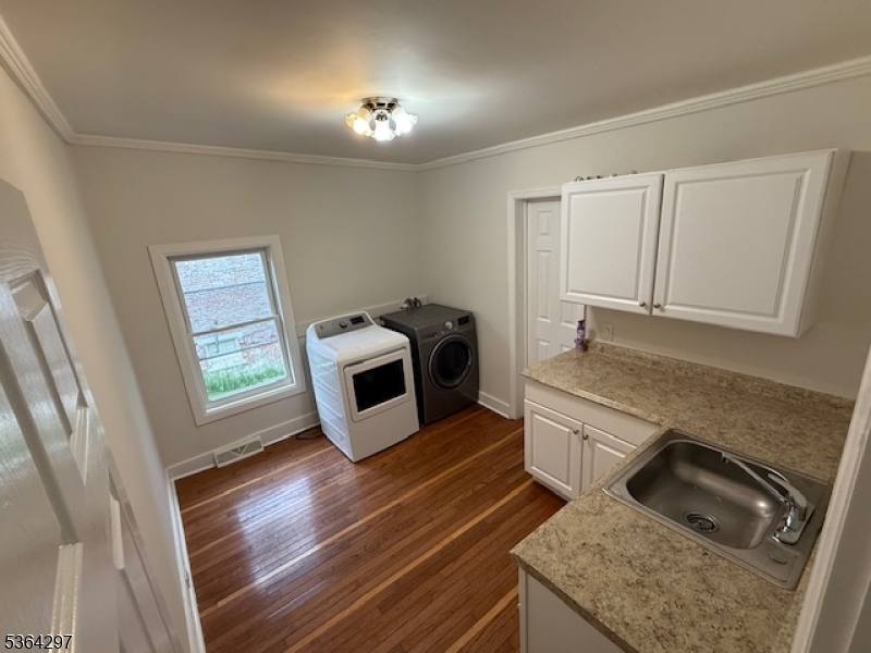 Newton Town, New Jersey 07860, United States, 3 Bedrooms Bedrooms, ,2 BathroomsBathrooms,Residential,Coming Soon,149143