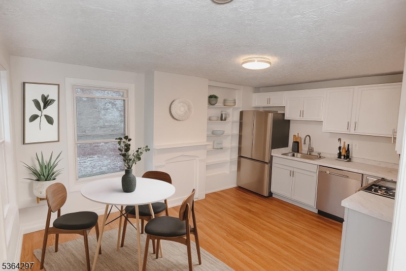 Newton Town, New Jersey 07860, United States, 3 Bedrooms Bedrooms, ,2 BathroomsBathrooms,Residential,Coming Soon,149143