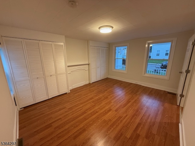 Newton Town, New Jersey 07860, United States, 3 Bedrooms Bedrooms, ,2 BathroomsBathrooms,Residential,Coming Soon,149143