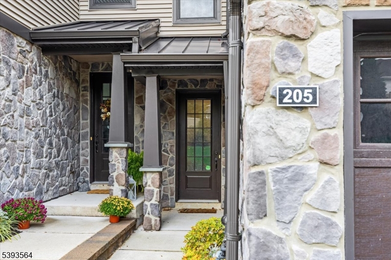 Mariners Pointe - Residential Lease