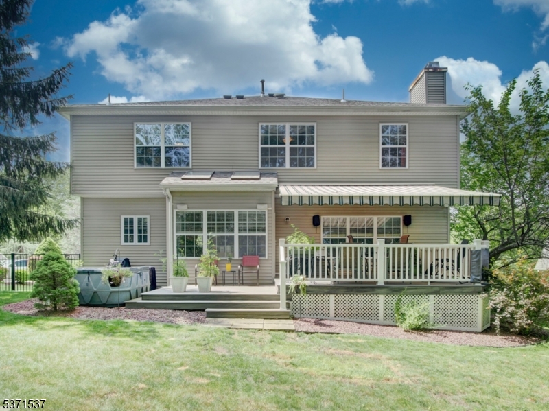 POETS PEAK - Residential