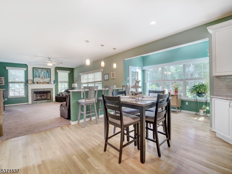 POETS PEAK - Residential