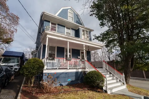 MLS: 3956281