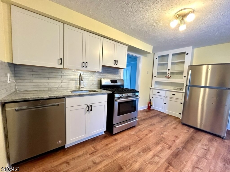 Ledgewood - Residential Lease